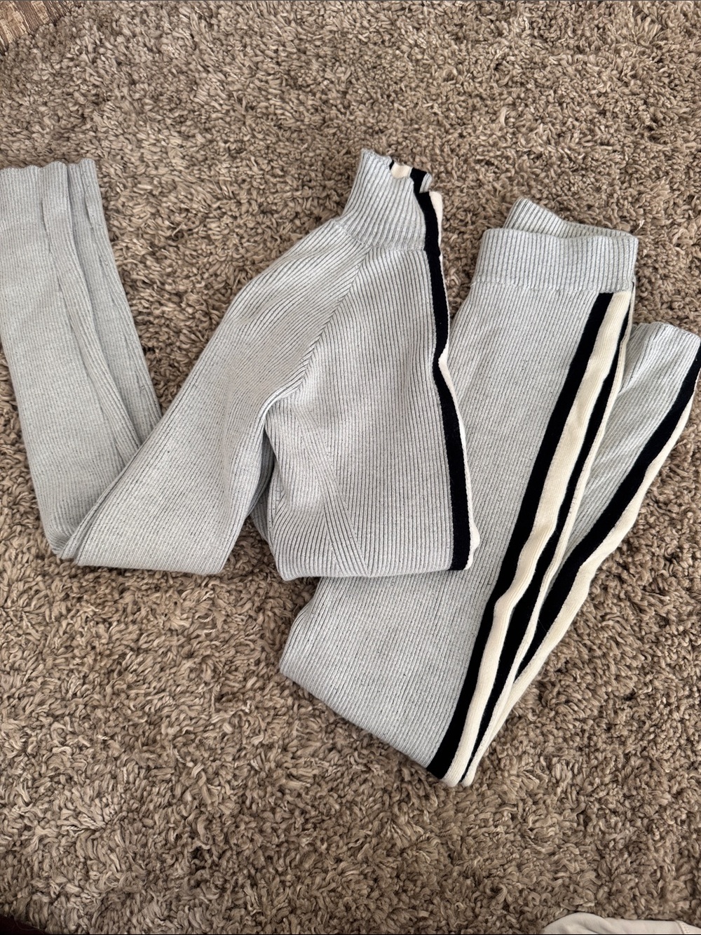 Cordova Soelden Ribbed Knit Set S turtleneck Top XS leggings Grey Melange